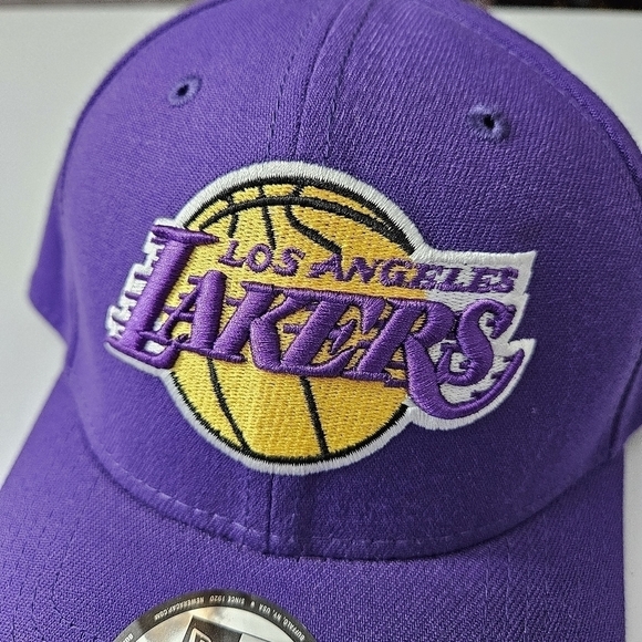 New Era Purple Los Angeles Lakers Fitted Cap Small/Medium - Picture 4 of 8